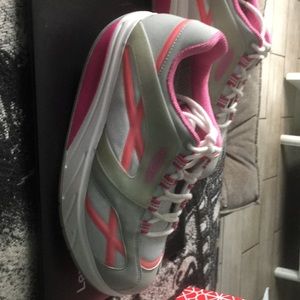 MBT Walking Sneakers